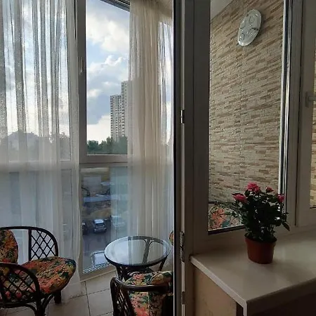 Просторі Апартаменти Kyiv Exterior photo