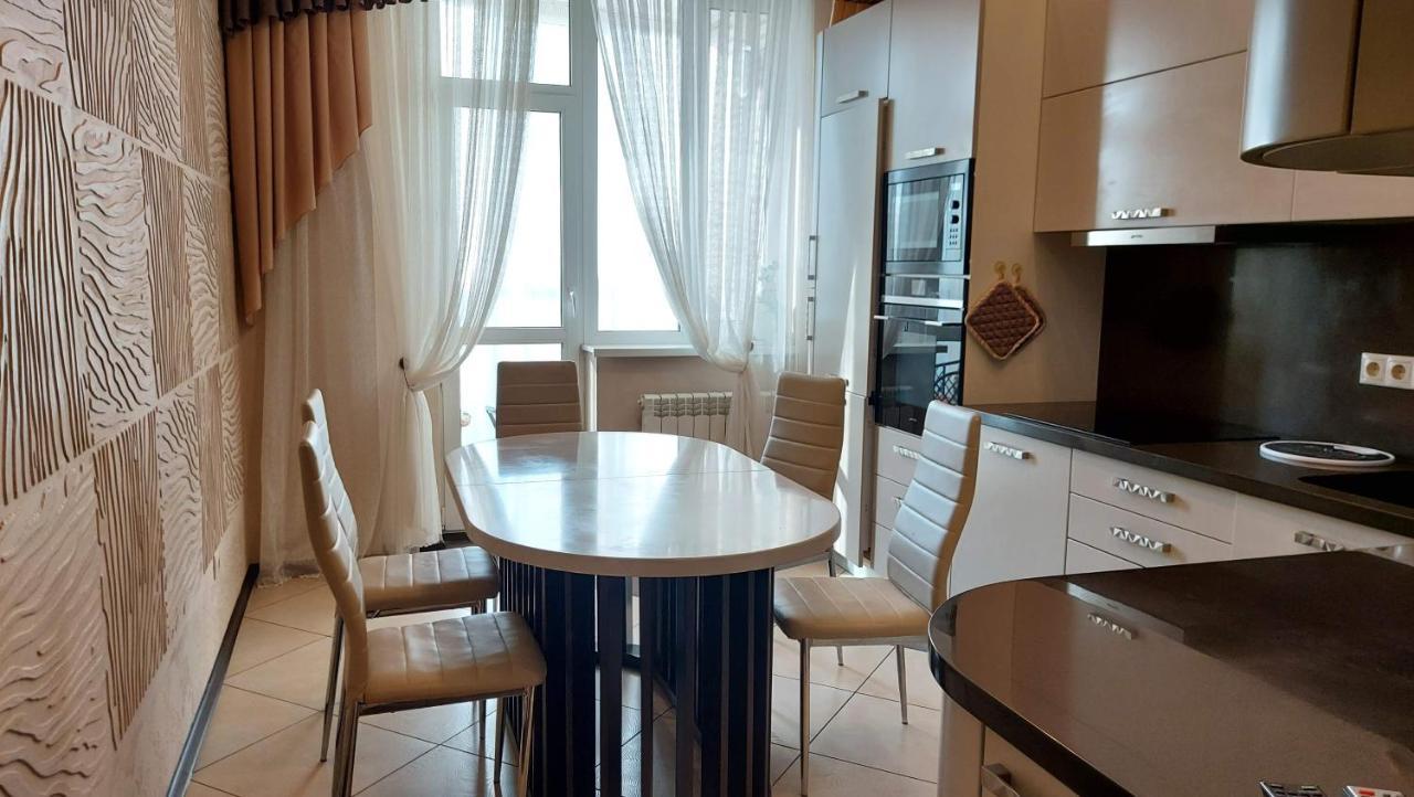 Apartment просторі Kyiv