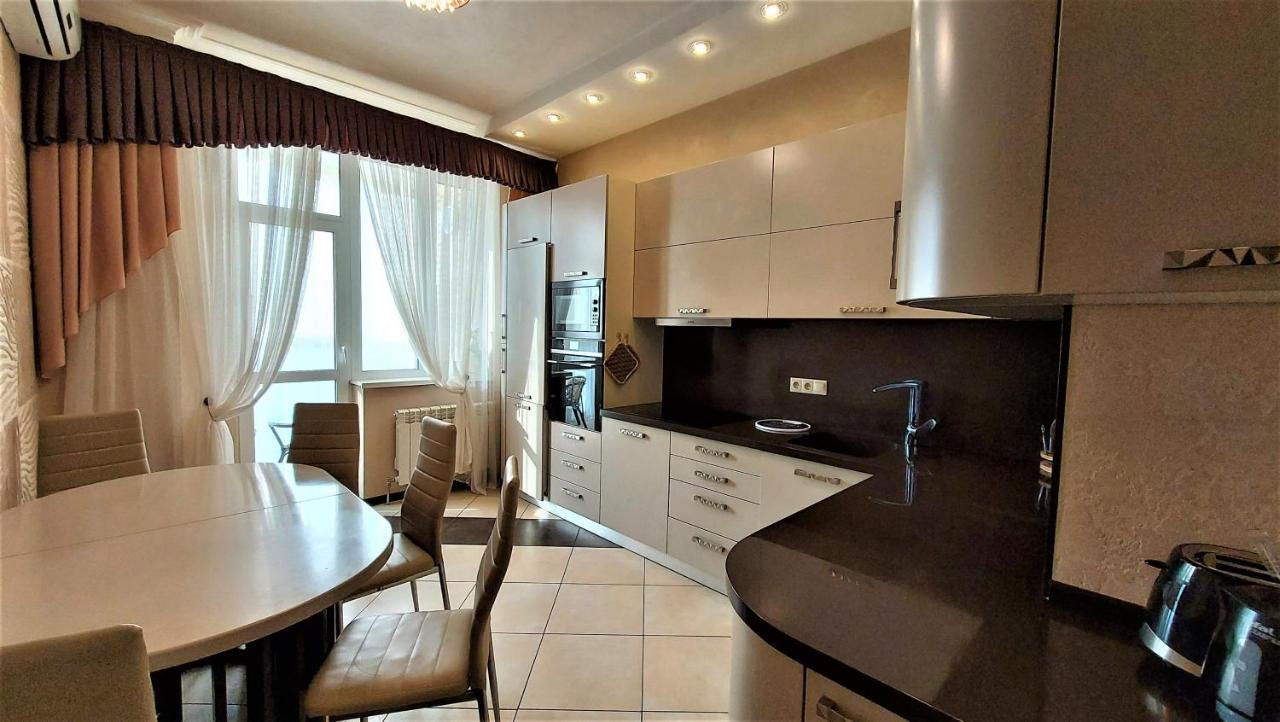 просторі Apartment
